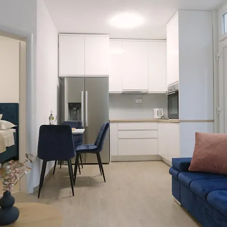 Studio Apartman Plautila 公寓